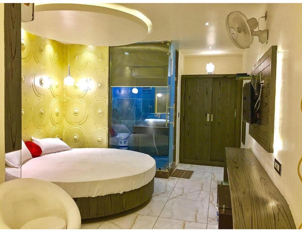 Hotel The Royal, Sehore Bagian luar foto