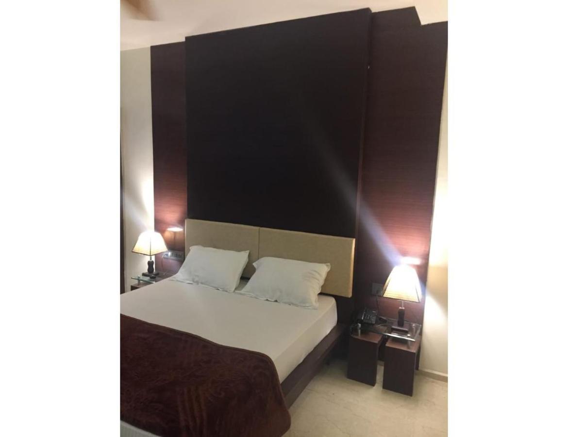 Hotel The Royal, Sehore Bagian luar foto